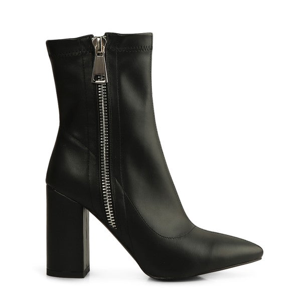 VALERIA ANKLE BOOTS