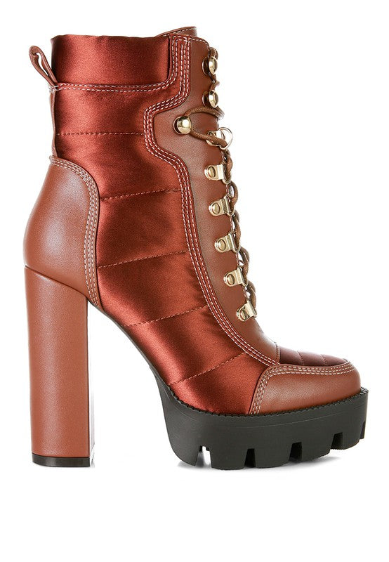 SCOTCH ANKLE BOOTS