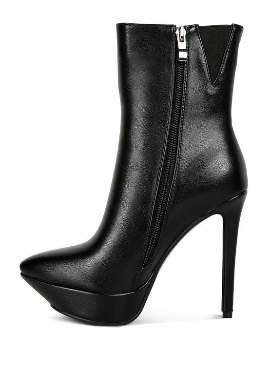 HEELED ANKLE BOOTS