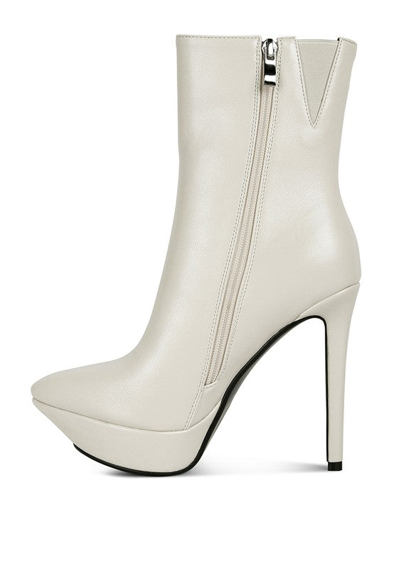 HEELED ANKLE BOOTS